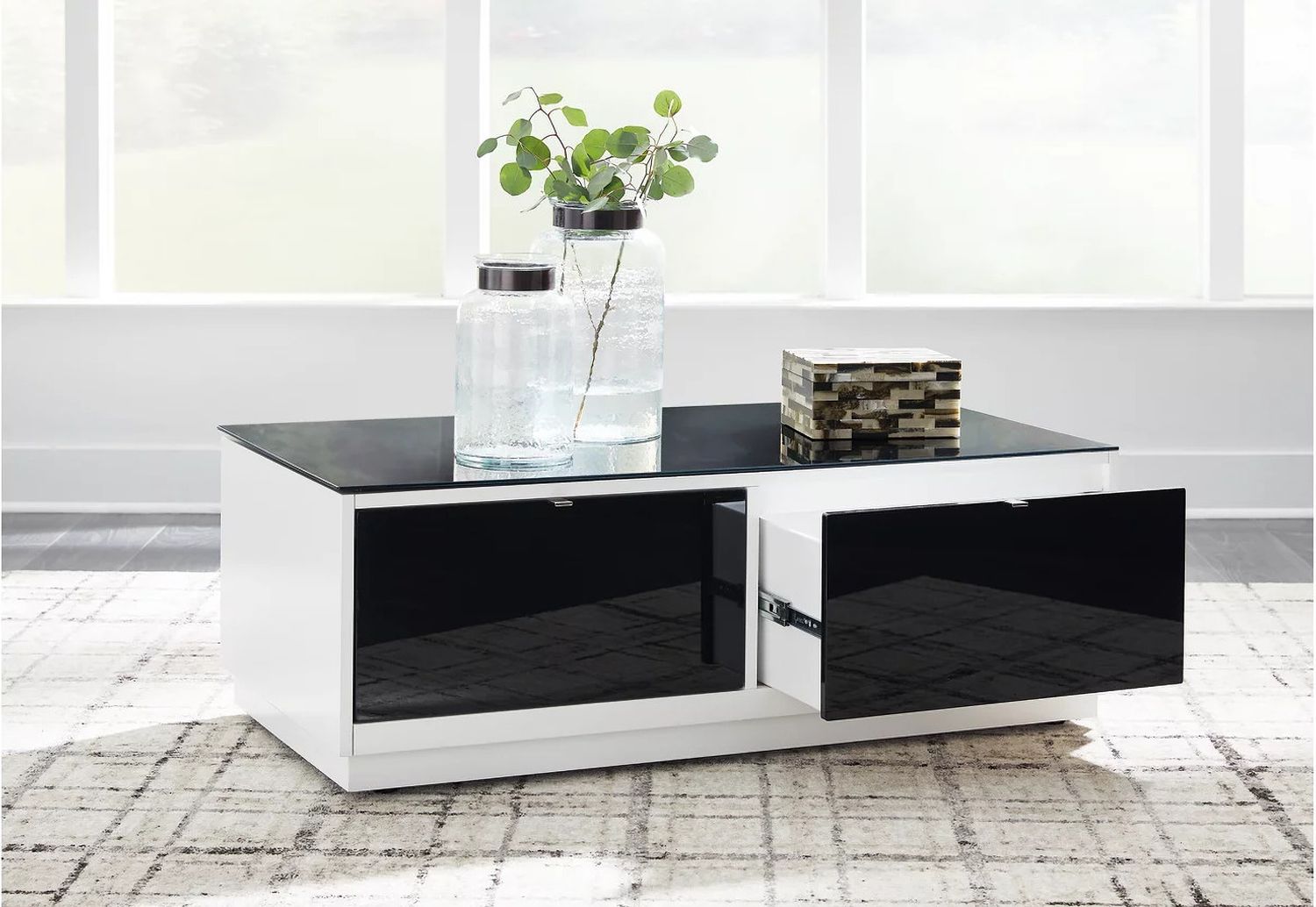 Gardoni Coffee Table In White And Black T7561