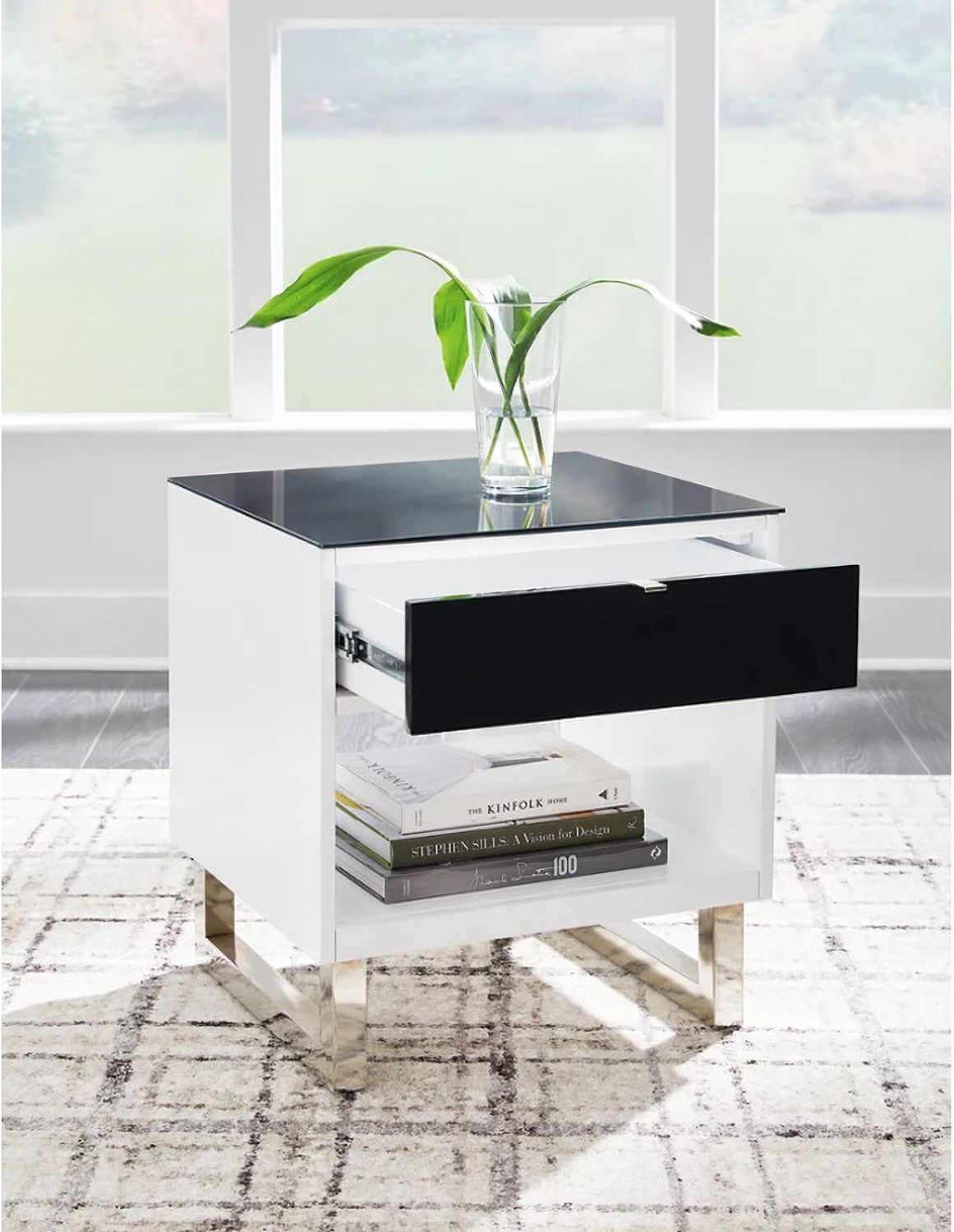 Gardoni End Table In White And Black T7563