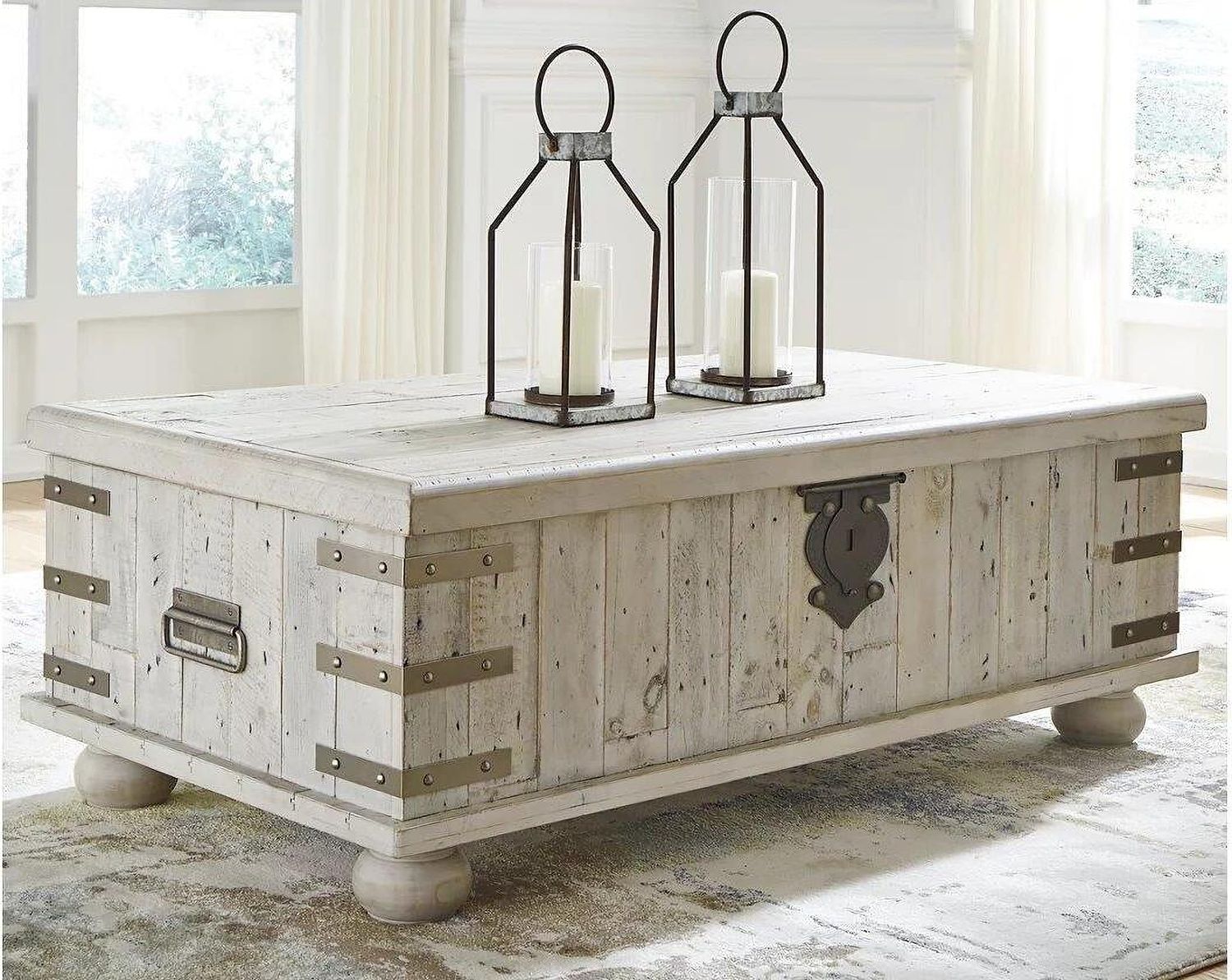Carynhurst White Lift Top Cocktail Table T7579