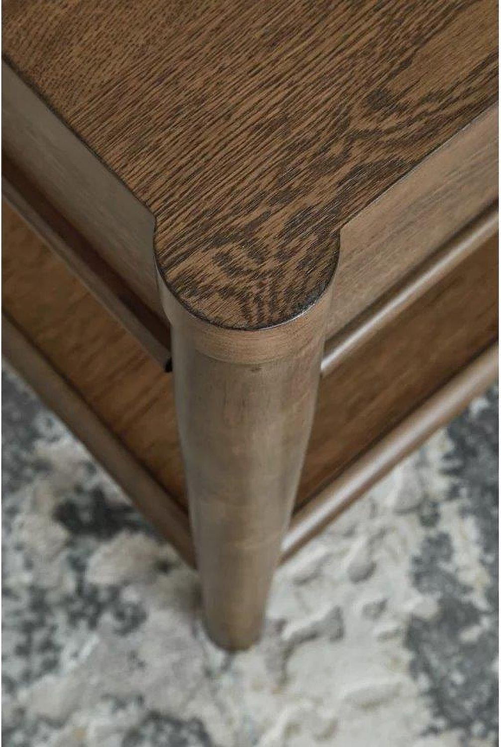 Roanhowe End Table In Brown T7693