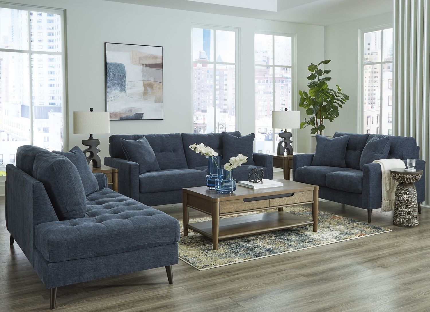 Roanhowe End Table In Brown T7693