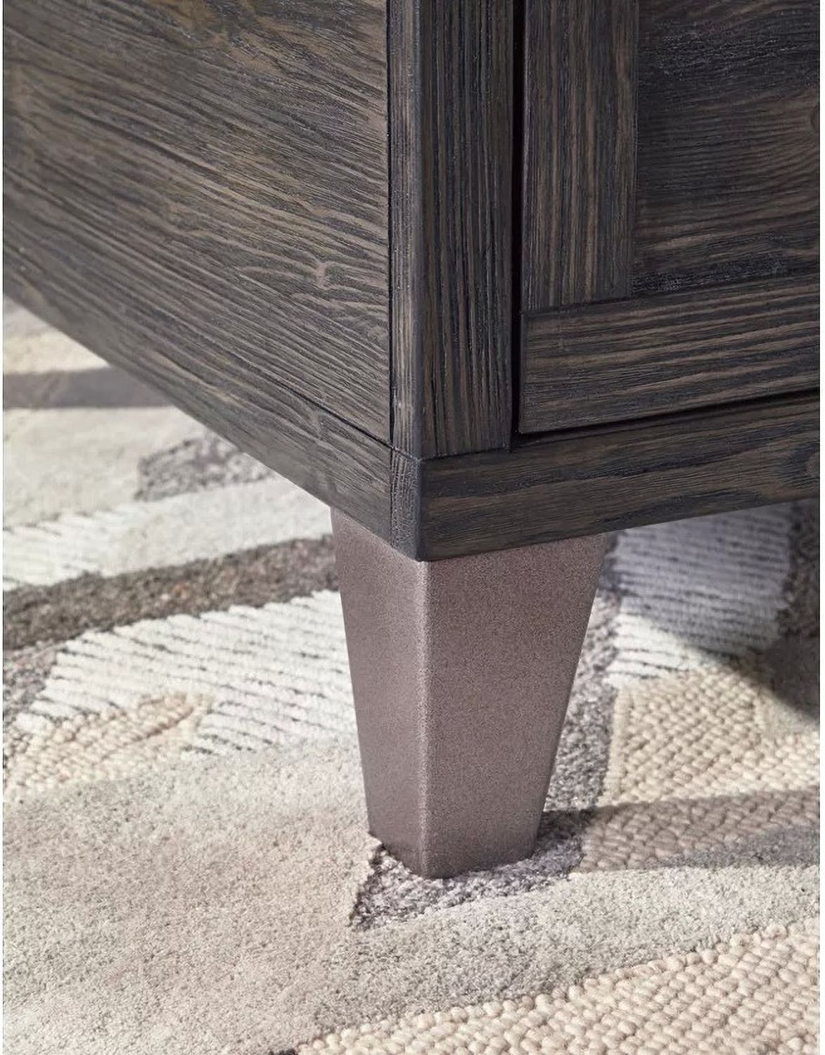Todoe Dark Gray Lift Top Cocktail Table T9019