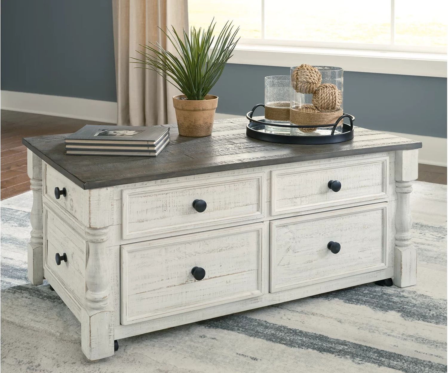 Havalance White/Gray Lift Top Cocktail Table T99420