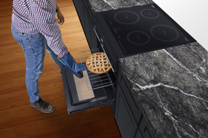24" Wide Induction Range TEM665CW
