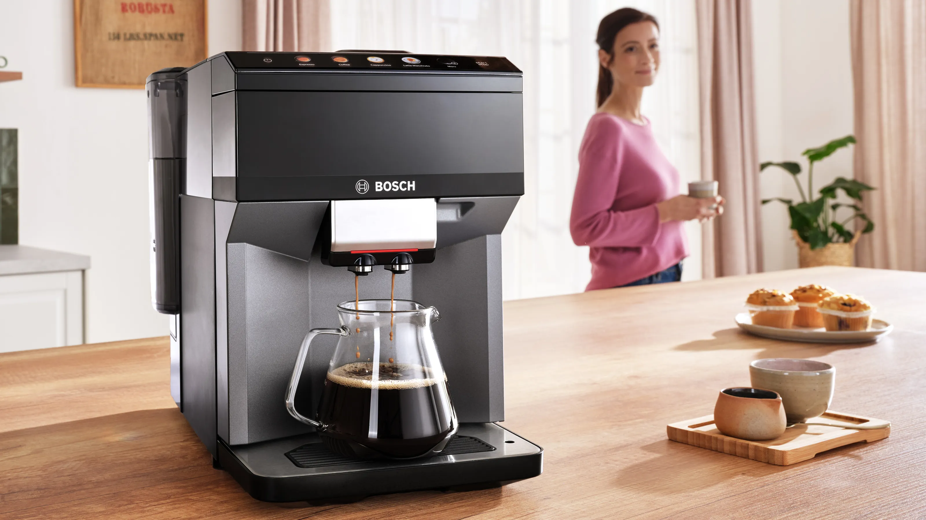 500 Series Fully Automatic Espresso Machine 500 Series VeroCafe, Removable Water Tank TPU40508