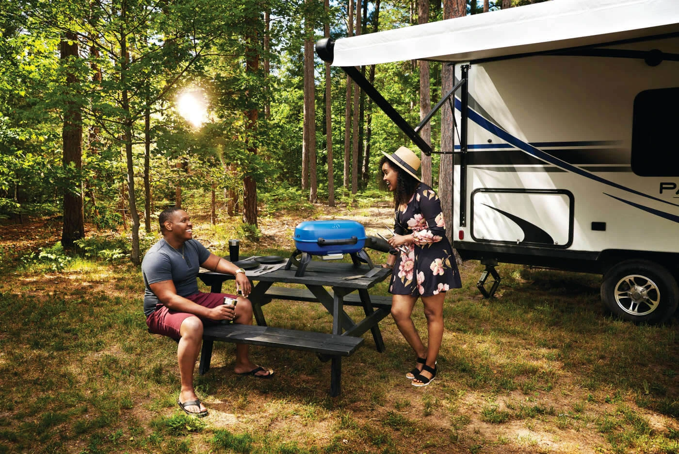 TravelQ™ 240 Portable Gas Grill TQ240BL