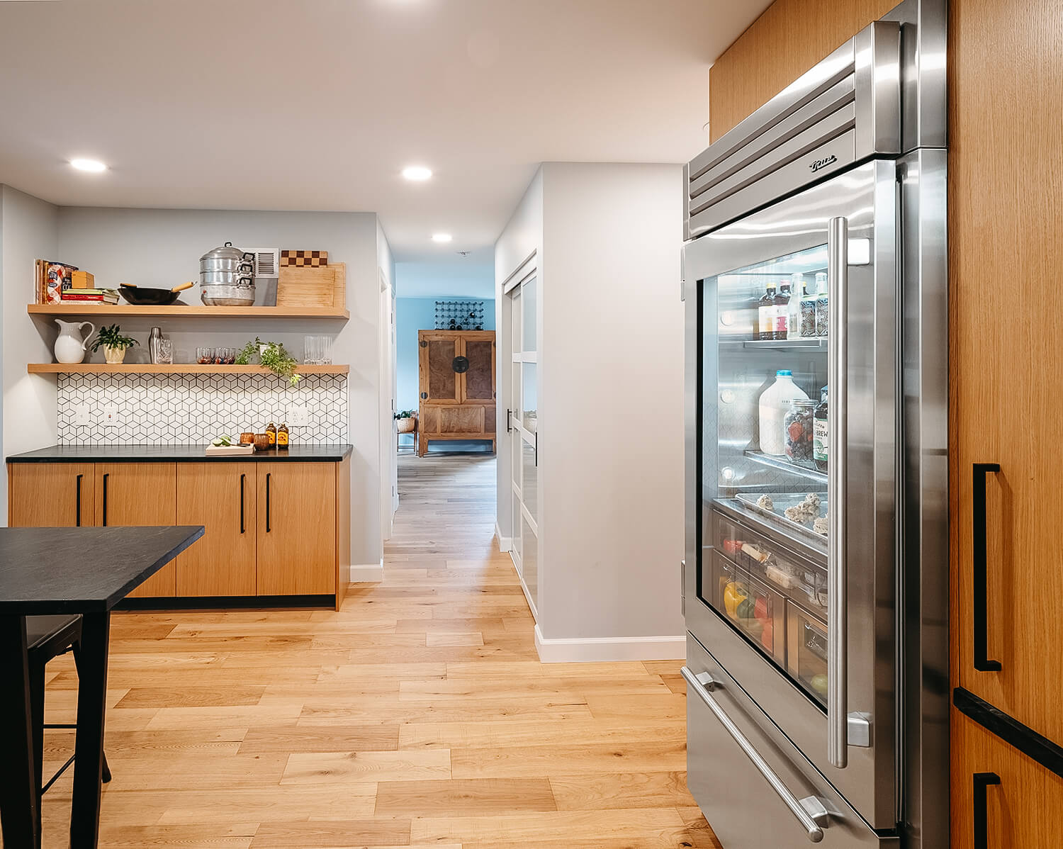 Refrigerator with Bottom Freezer, Left Hinged TR30RBFLSGA
