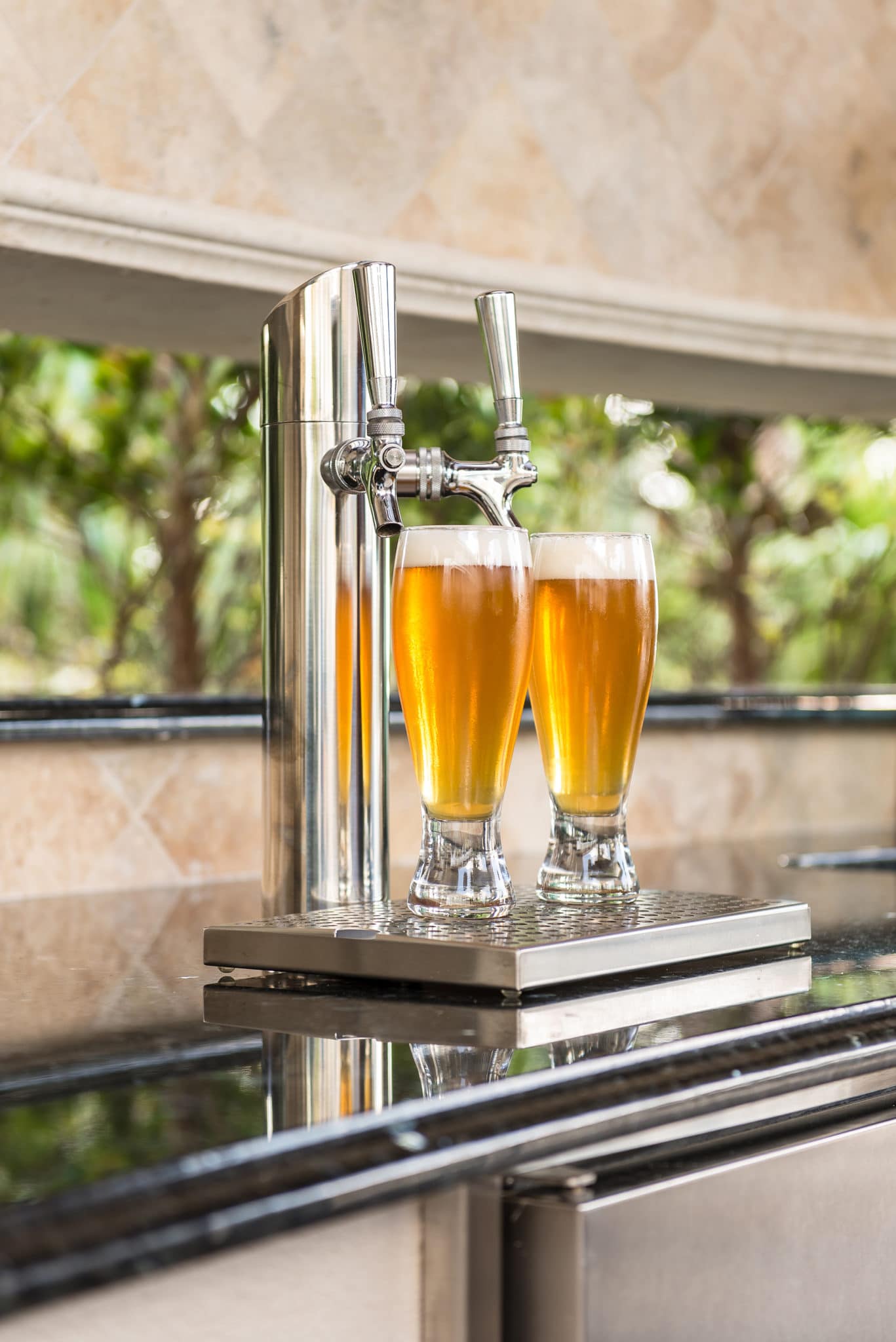 Undercounter Beverage Dispenser, Left Hinged, Champagne TUR24DDLOPCDSK179H04