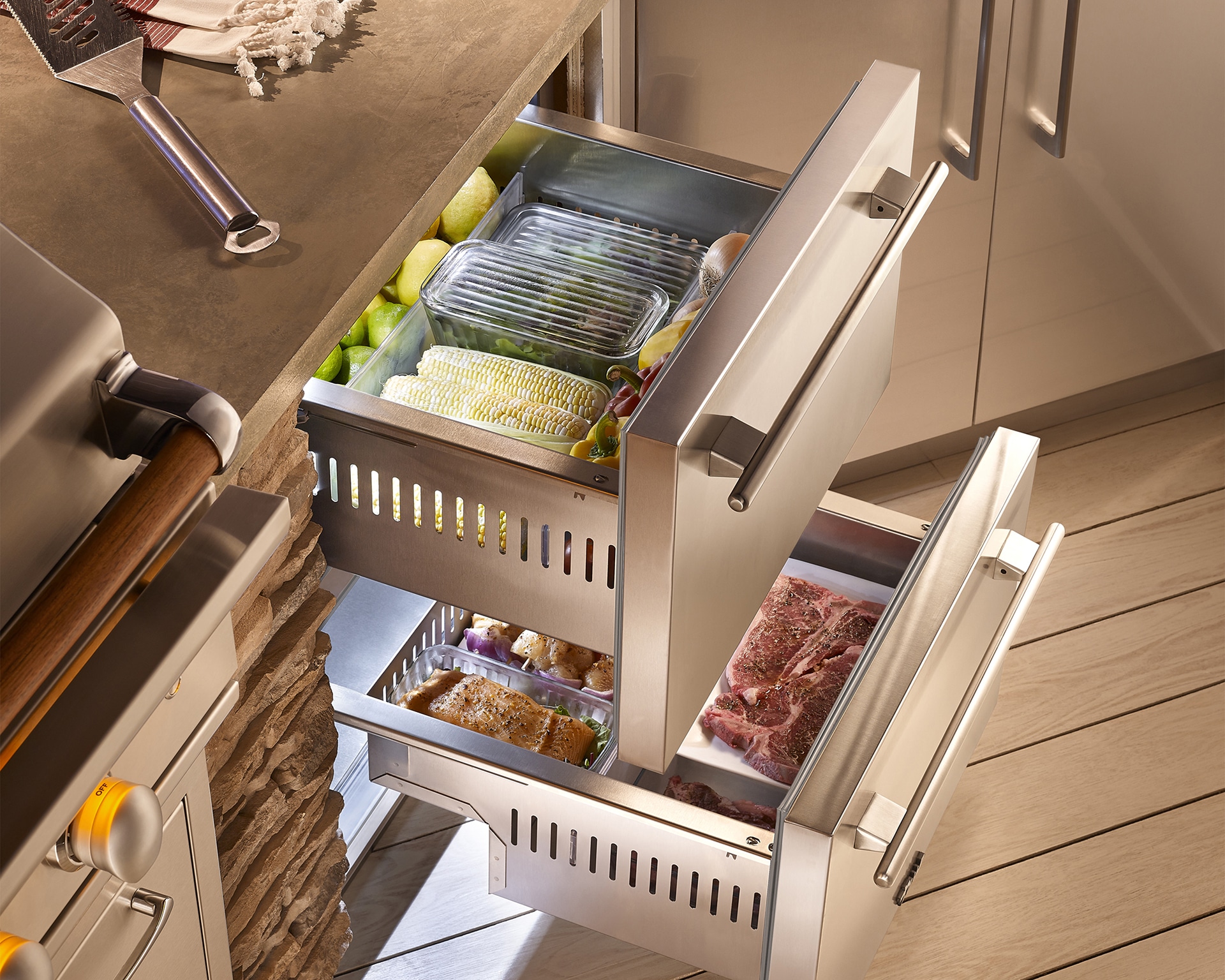 Undercounter Refrigerator, Left Hinged, Antique White, Pewter Hardware TUR24LOPCDSK050H05