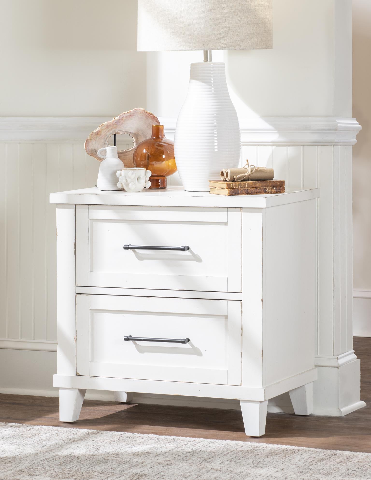 TY4421 XXX's and OOO's BR Nightstand TY44213100