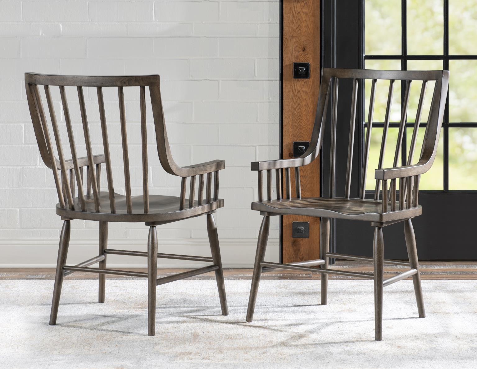 TY4422 XXX's and OOO's DR Windsor Arm Chair TY4422240V