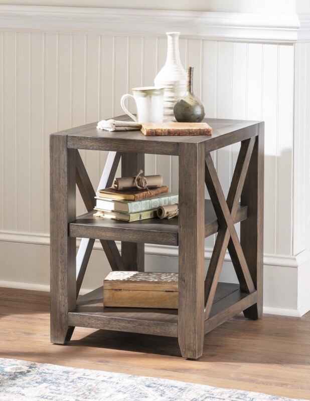Chairside Table TY4422506