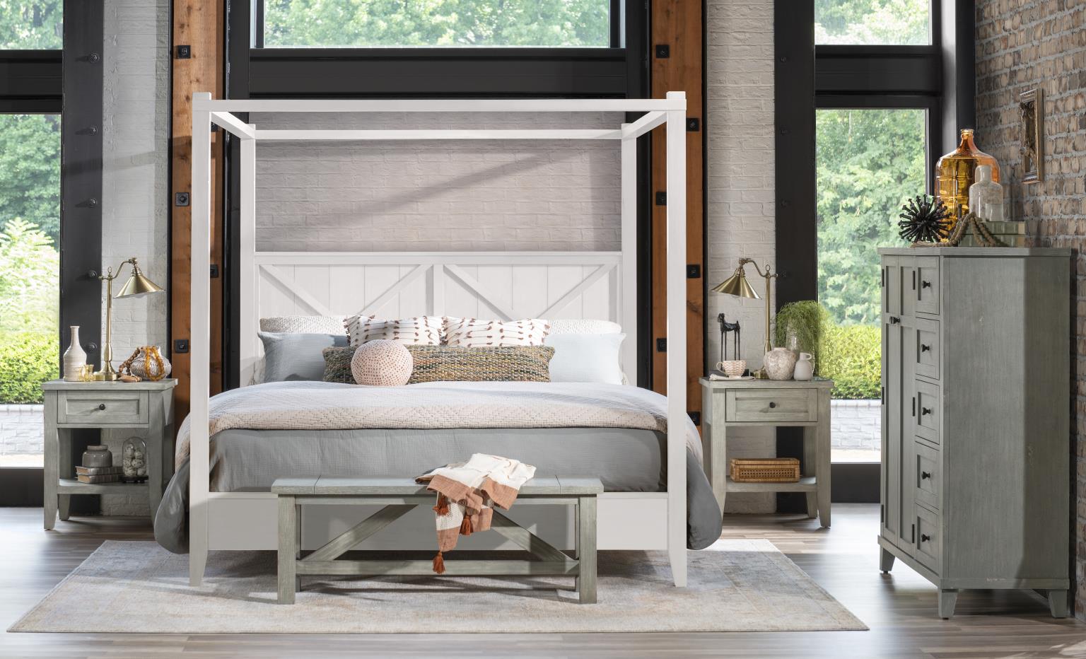 TY4423 XXX's and OOO's BR Wooden Bed Bench TY44234800