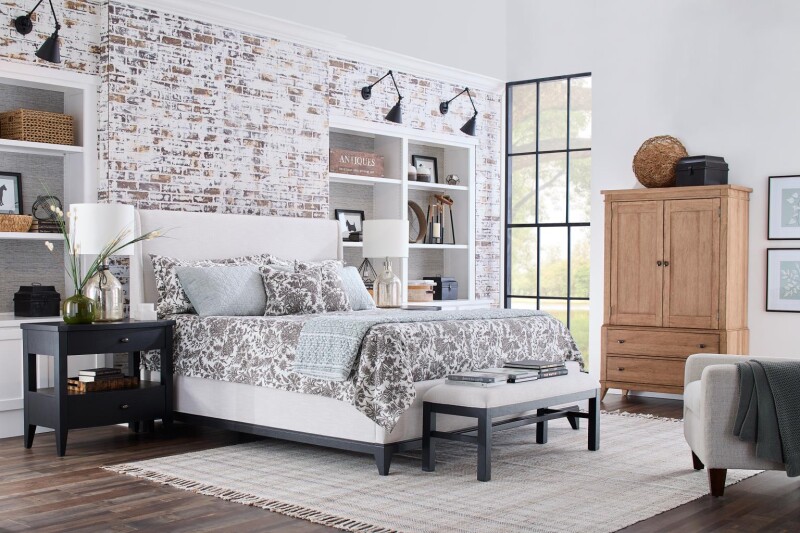 TY656 Today's Traditions BR Armoire TY656690