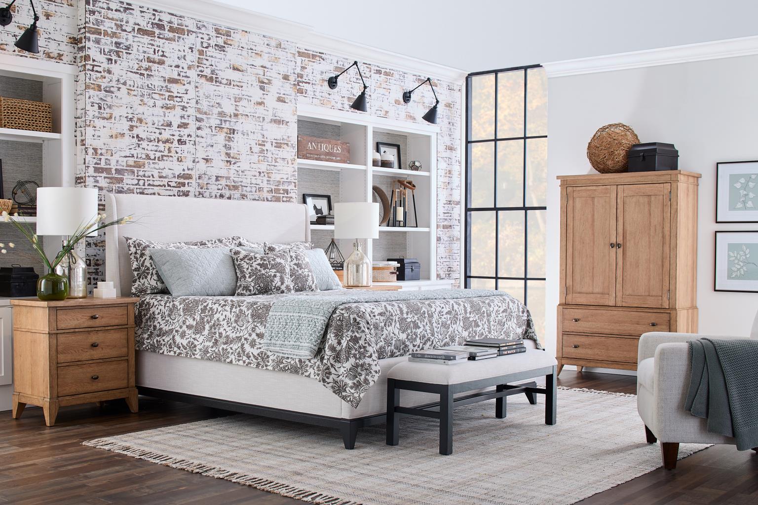 TY657 Today's Traditions BR Complete Upholstered Bed King TY657166K