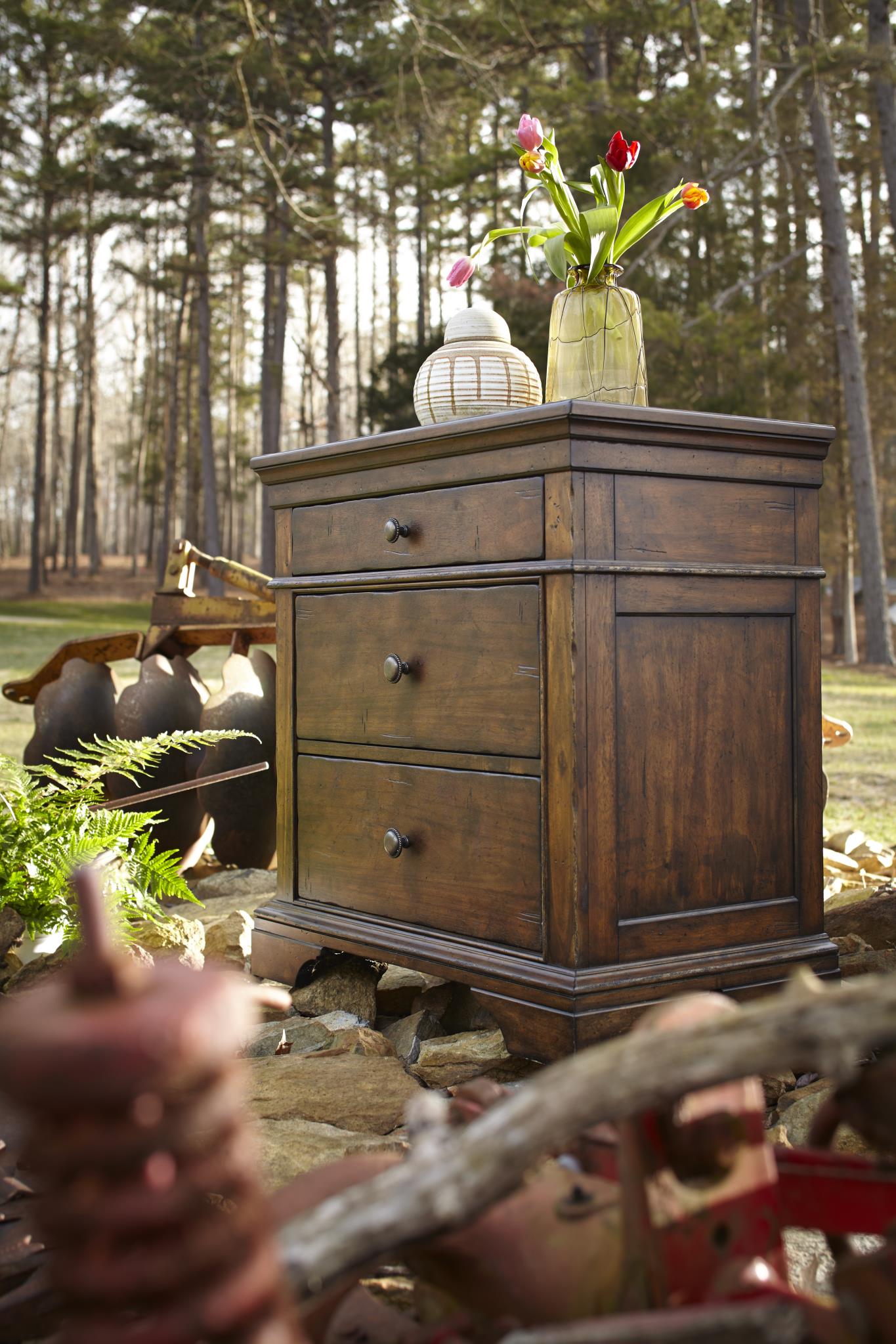 TY920 Trisha Yearwood Home BR Nightstand 3 Drawer TY920670