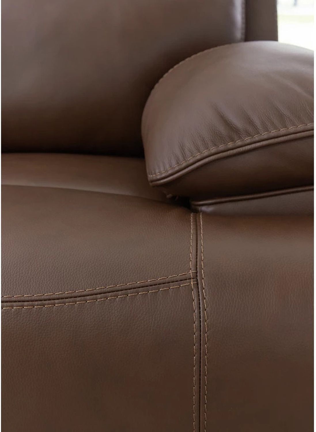 VonRyan Power Reclining Sofa In Tobacco U1040015