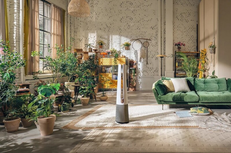 LG PuriCare™ AeroTower™ with NanoFiber True HEPA and Heating Mode U10CS1H