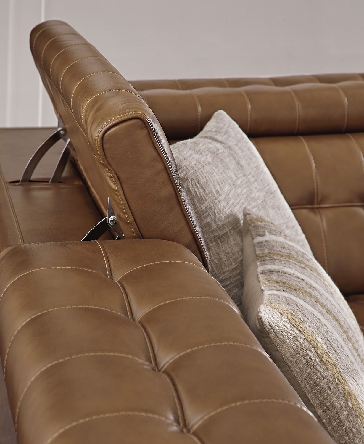Temmpton 6-Piece Power Reclining Sectional In Chocolate U92708S5