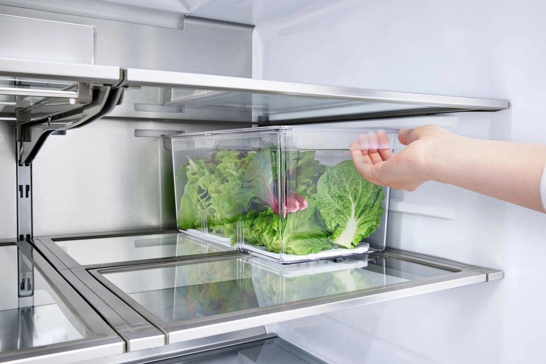 LG Vegetable Tray Refrigerator Accessory U95AFT1