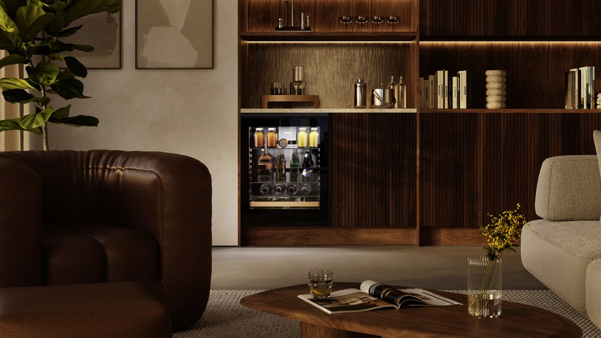 Fully Integrated under counter beverage refrigerator UBCGB3730