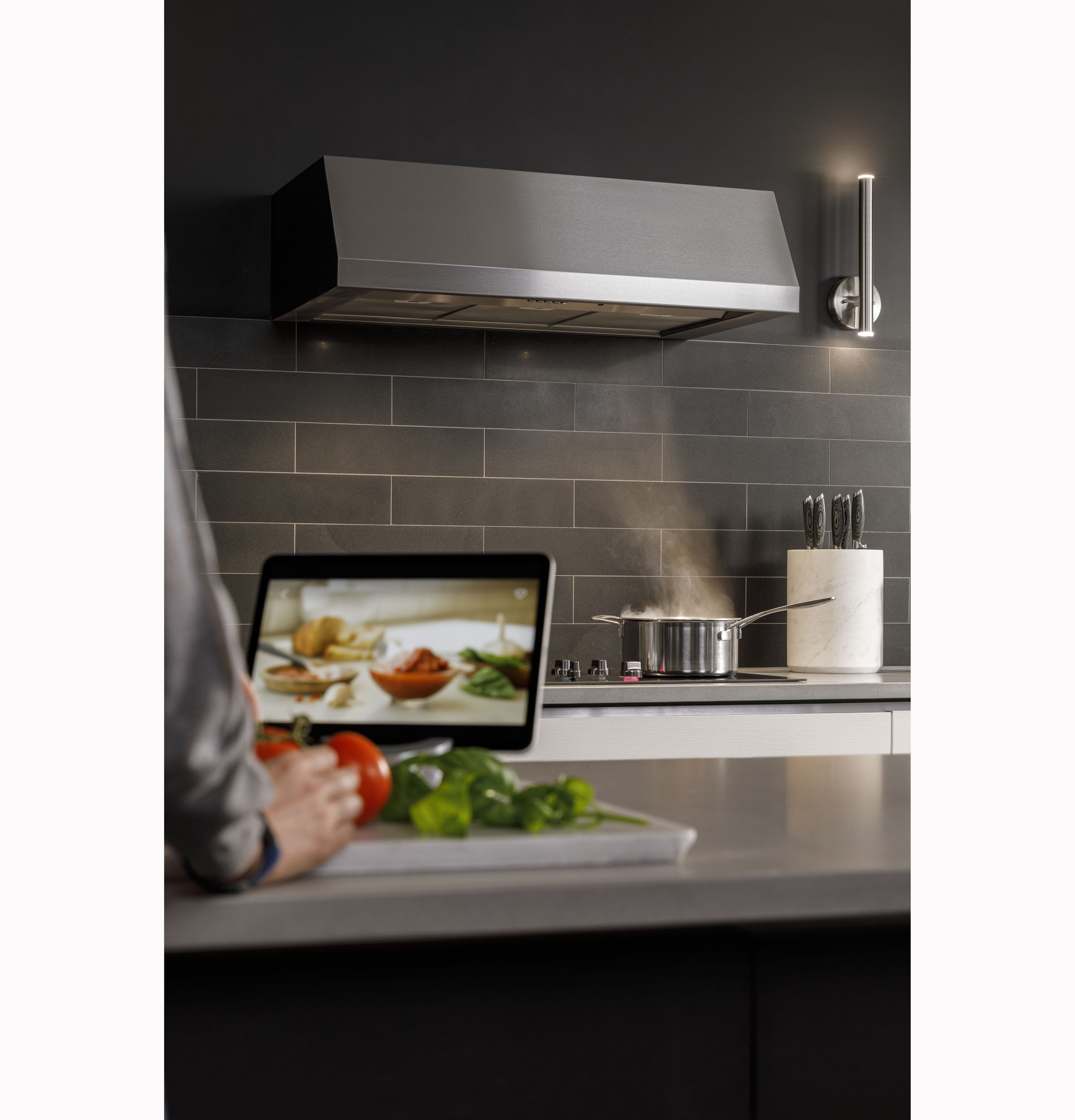 36" Commercial Style Hood view 9