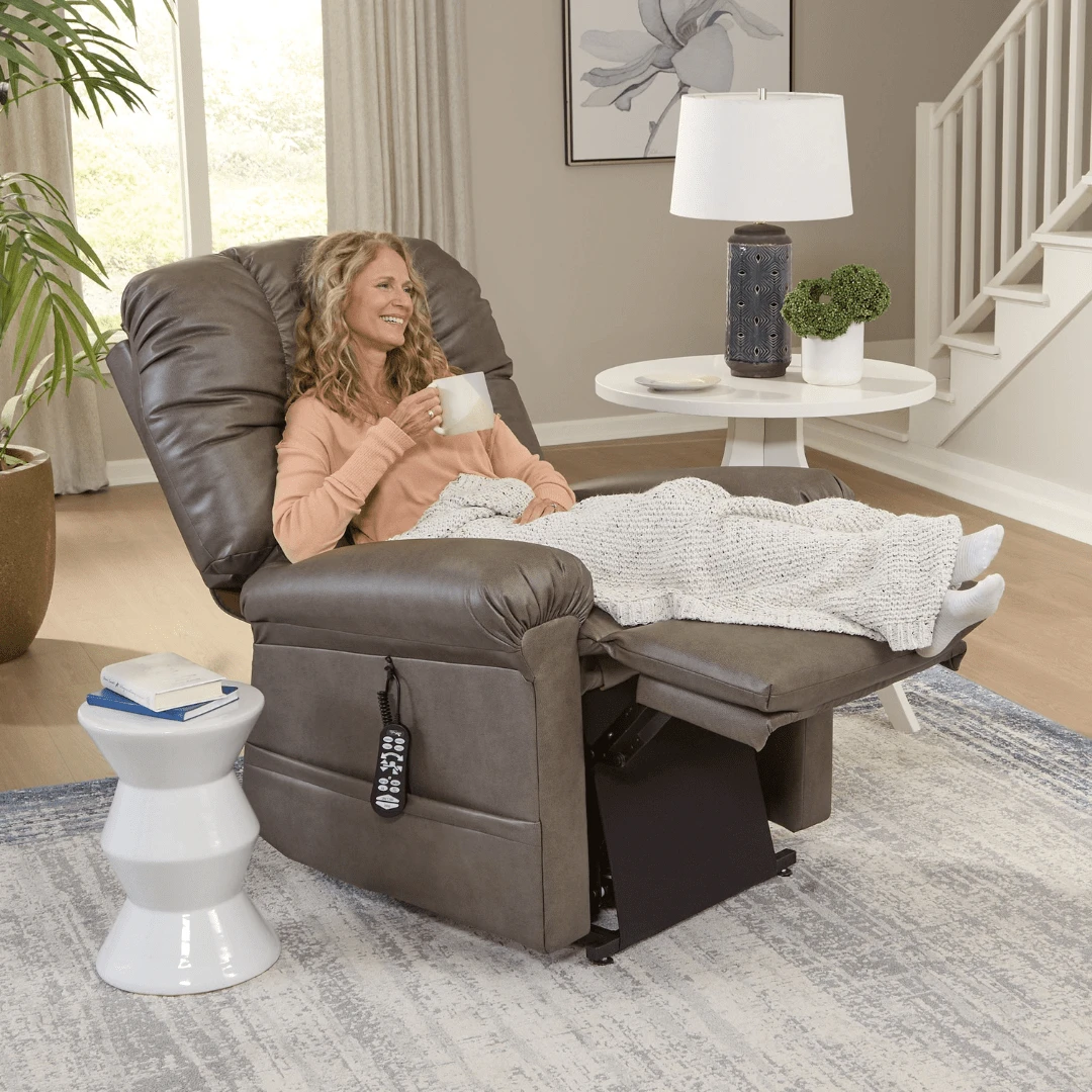 Explore Ultracomfort’s Exclusive Customizable Lift Support Options UC562