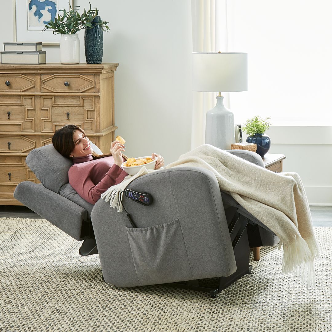 View Our Full Lineof Lift Recliners UC673