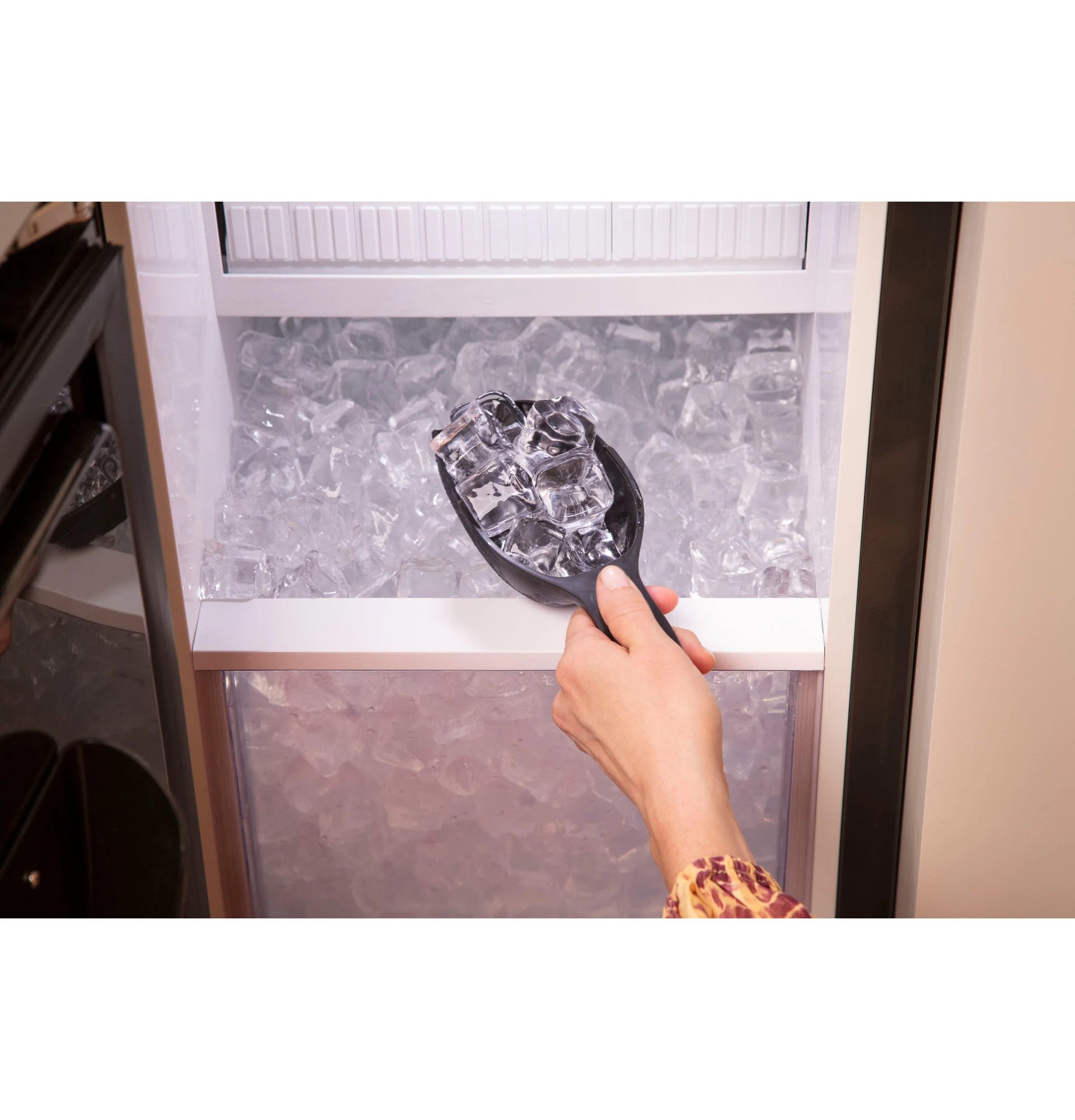 Ice Maker 15-Inch Panel-Ready - Clear Ice view 36