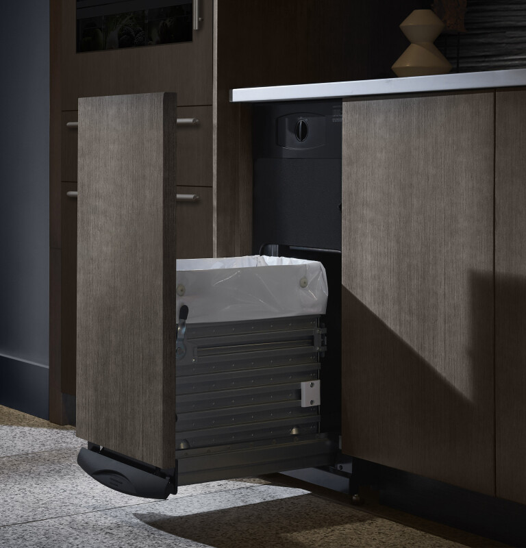 Universal 15" Built-In Compactor UCG1680LSS