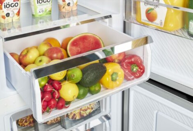 Classic Retro 23.6 in 11.7 cu. ft. Frost Free Retro Bottom Freezer Refrigerator UGP330LBAC