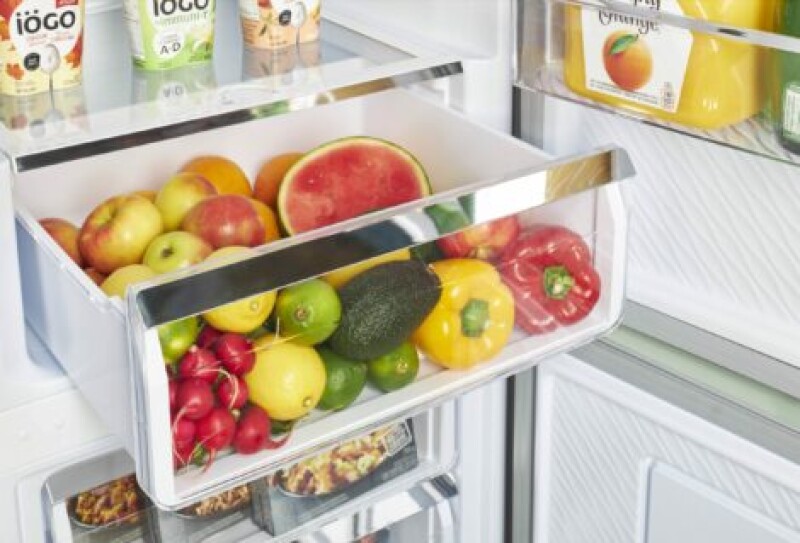 Classic Retro 23.6 in 11.7 cu. ft. Frost Free Retro Bottom Freezer Refrigerator UGP330LLGAC