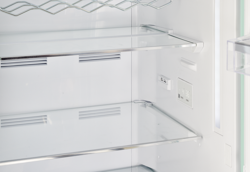 Classic Retro 12 cu. ft. Bottom Freezer Refrigerator UGP340LLGAC