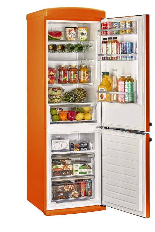 Classic Retro 12 cu. ft. Bottom Freezer Refrigerator in Creamsicle UGP340LOAC