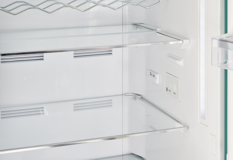 Classic Retro 12 cu.ft. Bottom Freezer Refrigerator UGP340LTAC