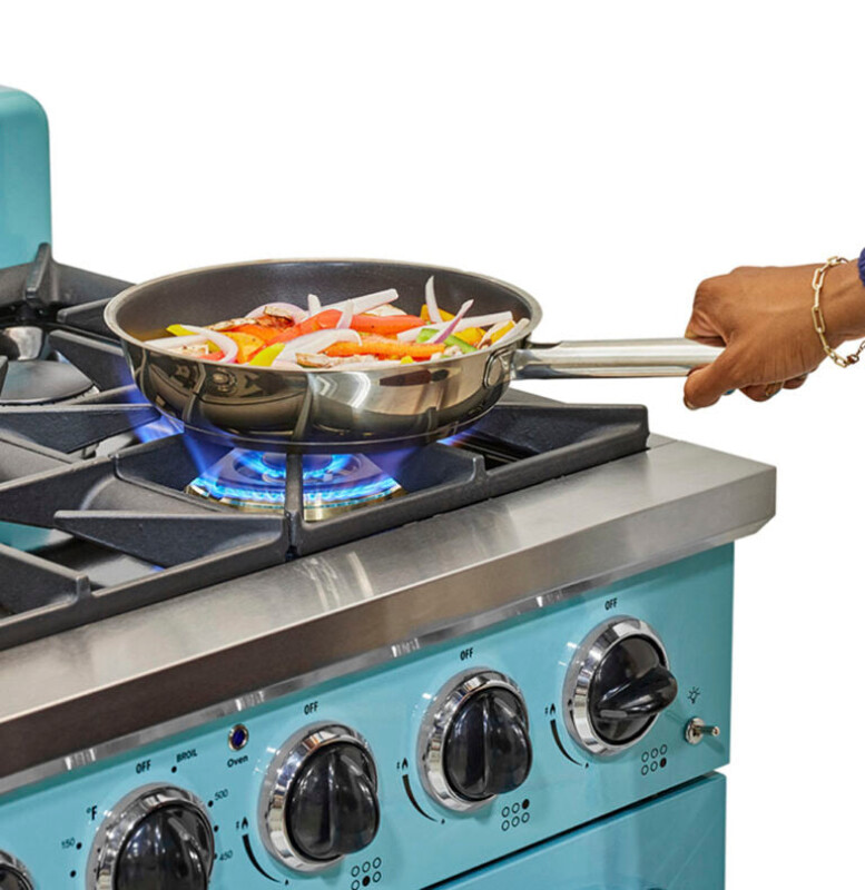 36' Classic Retro Range with FR Triple Crown Burner UGP36CRT