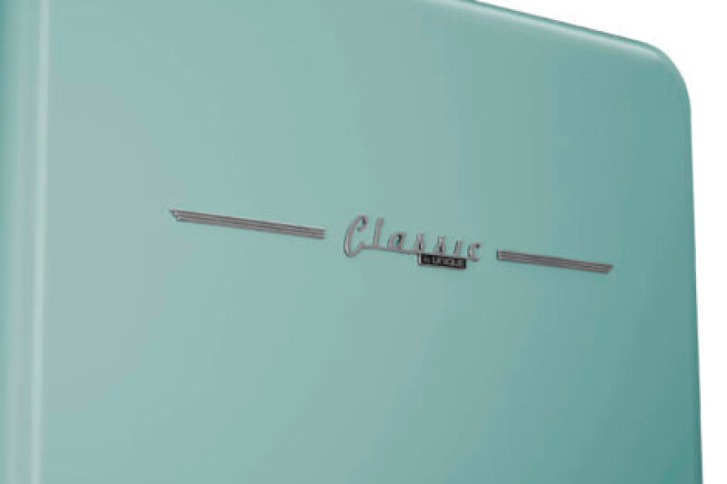 Classic Retro 30 in 17.7 cu. ft. Frost Free Retro Bottom Freezer Refrigerator UGP510LTAC