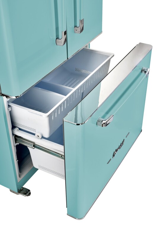 Classic Retro 36-inch 21.4 cu. ft. Frost Free French Door Counter Depth Refrigerator with Built-In Ice Maker® UGP595LTAC