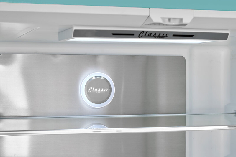 Classic Retro 36-inch 21.4 cu. ft. Frost Free French Door Counter Depth Refrigerator with Built-In Ice Maker® UGP595LTAC