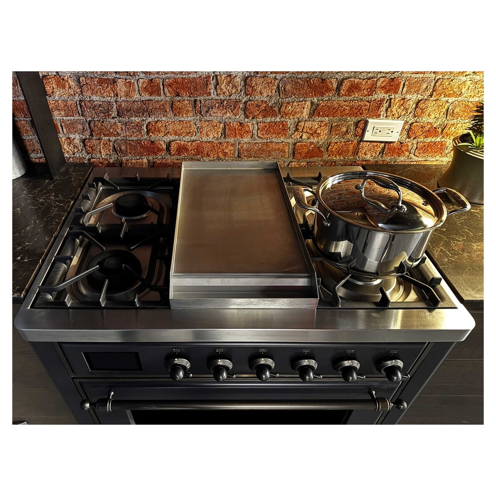 Majestic II Series 36" Dual Fuel Natural Gas Freestanding Range UM09FDNS3MGB