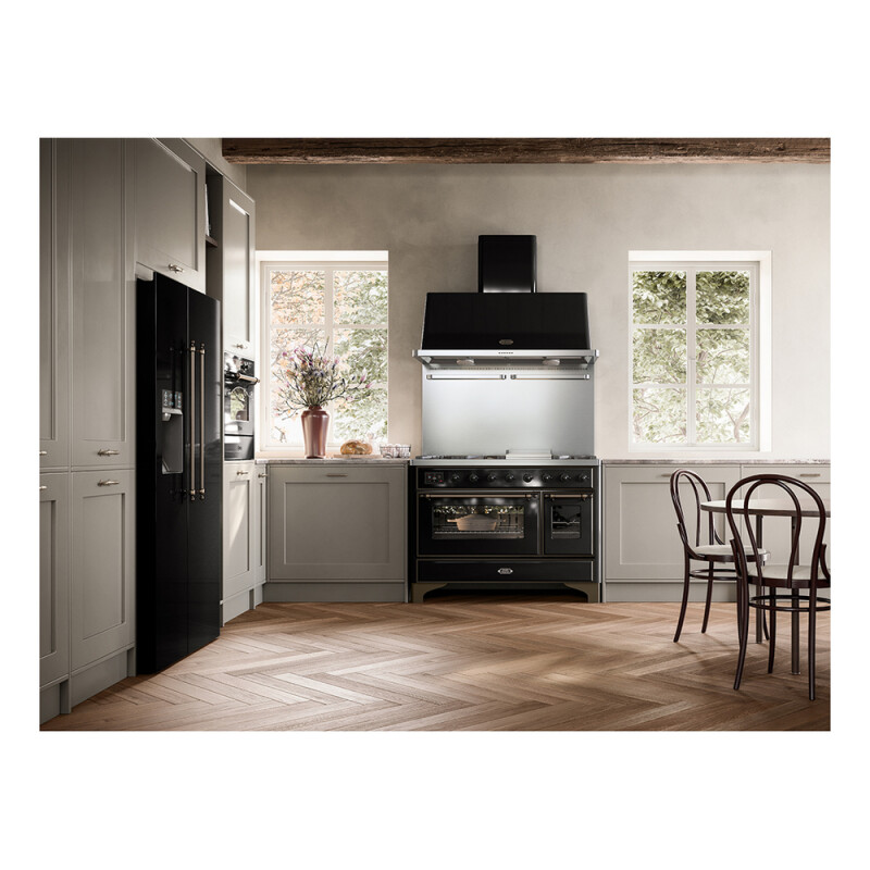 Majestic II Series 48" Dual Fuel Natural Gas Freestanding Range UM12FDNS3BKB
