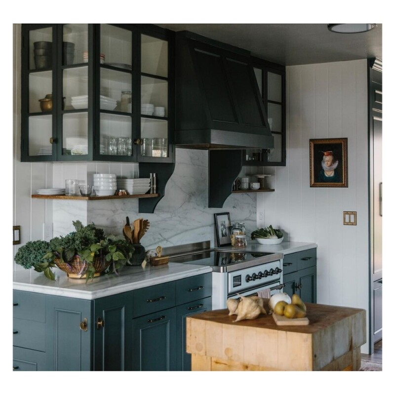 Majestic II 30 inch Induction Range with 4 Elements, 4 cu. ft. Oven Capacity UMI30NE3WHB