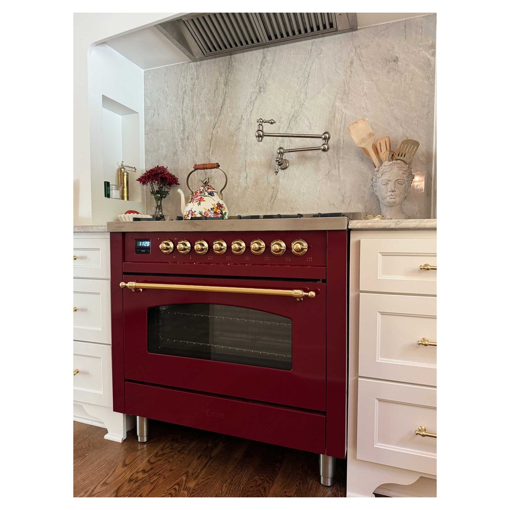 Nostalgie II 36 inch Dual Fuel Range with 6 Burners and Griddle UP36FNMPBUG