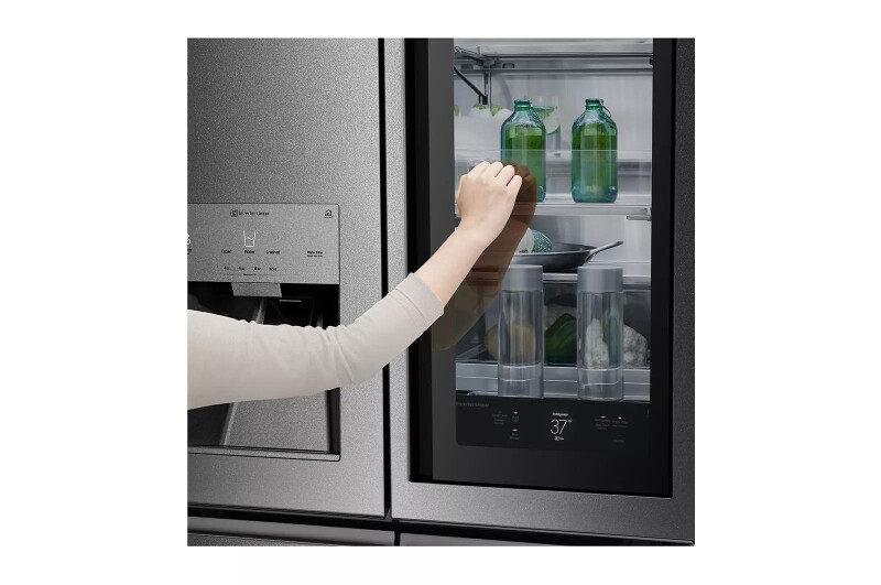 LG SIGNATURE 23 cu. ft. Smart wi-fi Enabled InstaView™ Door-in-Door® Counter-Depth Refrigerator view 13