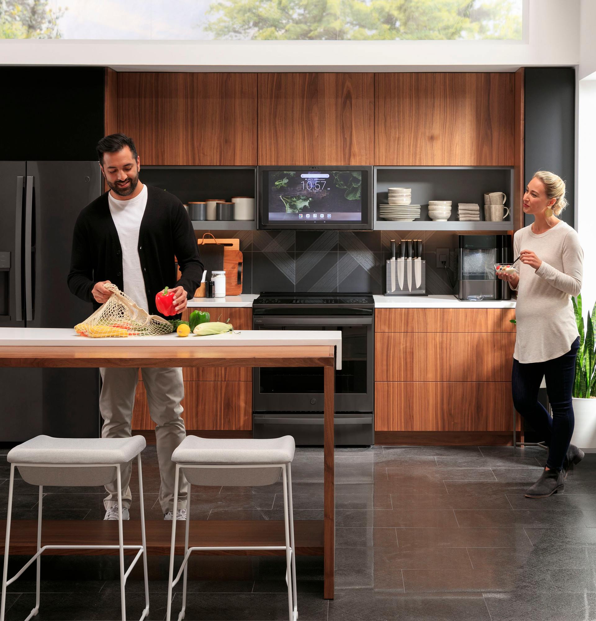 Kitchen Hub UVH13013MTS