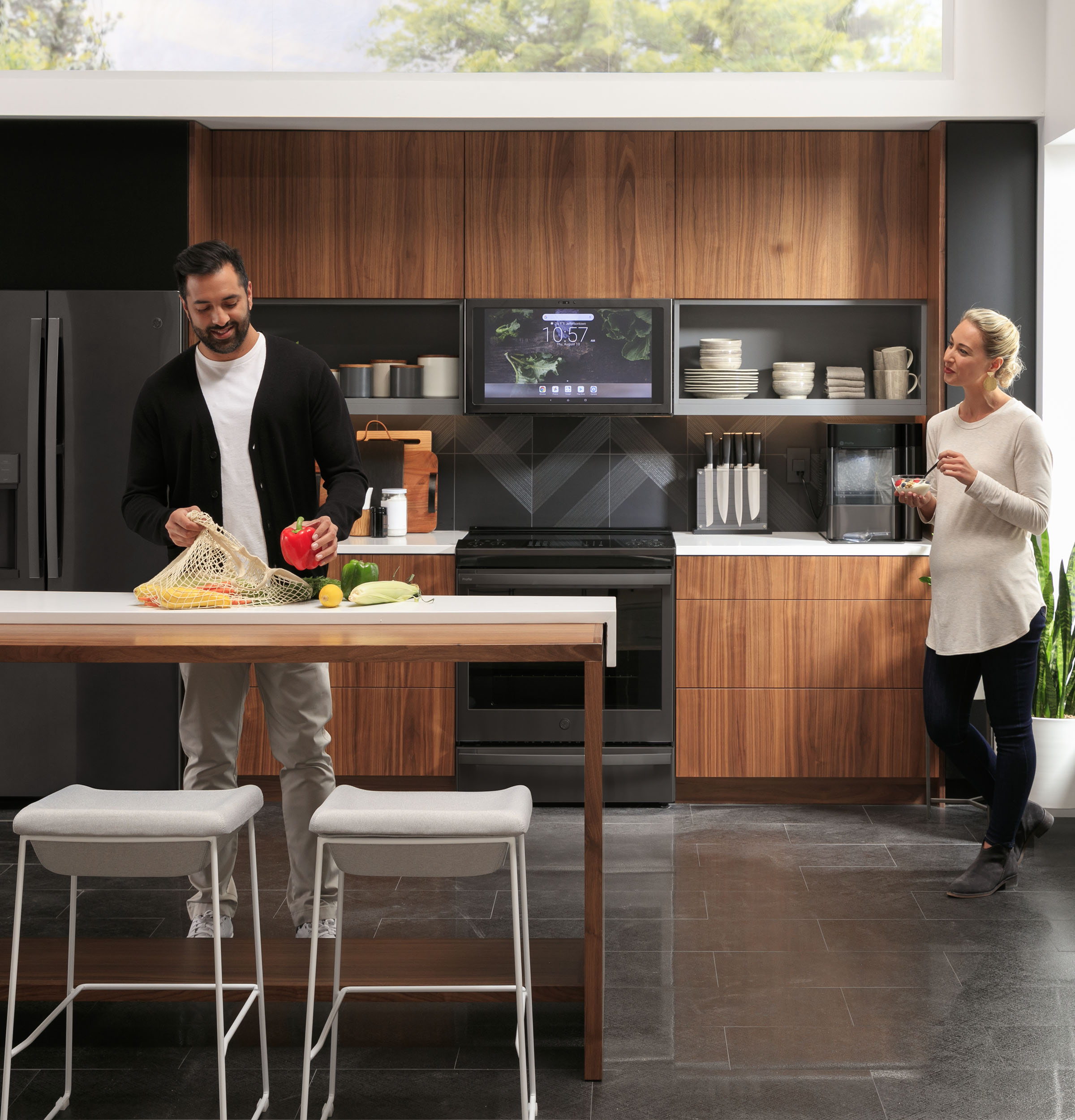 Kitchen Hub UVH13013MTS