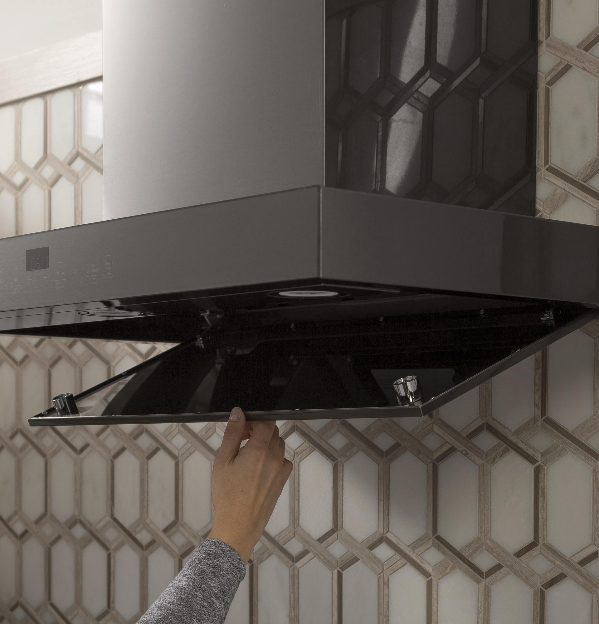 36” Smart Designer Wall Mount Hood W/ Perimeter Venting UVW9361BLTS