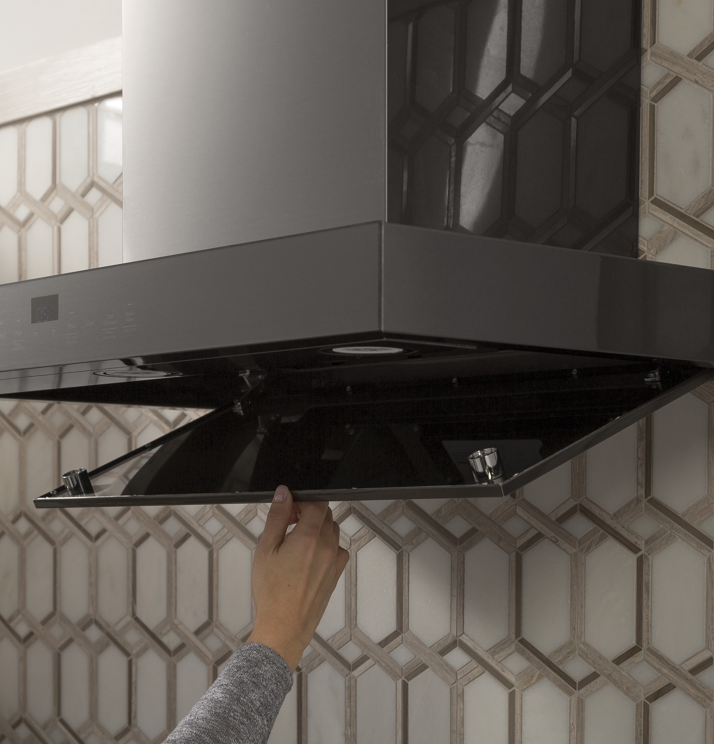 36” Smart Designer Wall Mount Hood w/ Perimeter Venting UVW9361BLTS