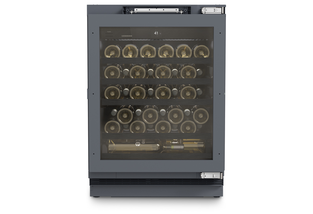 Wine fridge suitable for undercounter installation for wine tempering, Right Hinged UW3710
