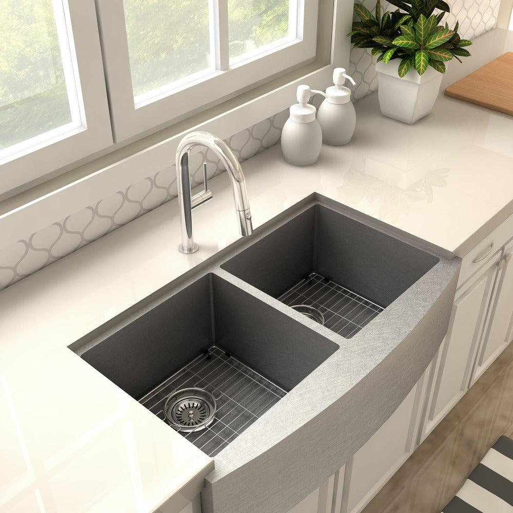 Voltaire Pull Down Single Handle Kitchen Faucet In Chrome VLTKFCH